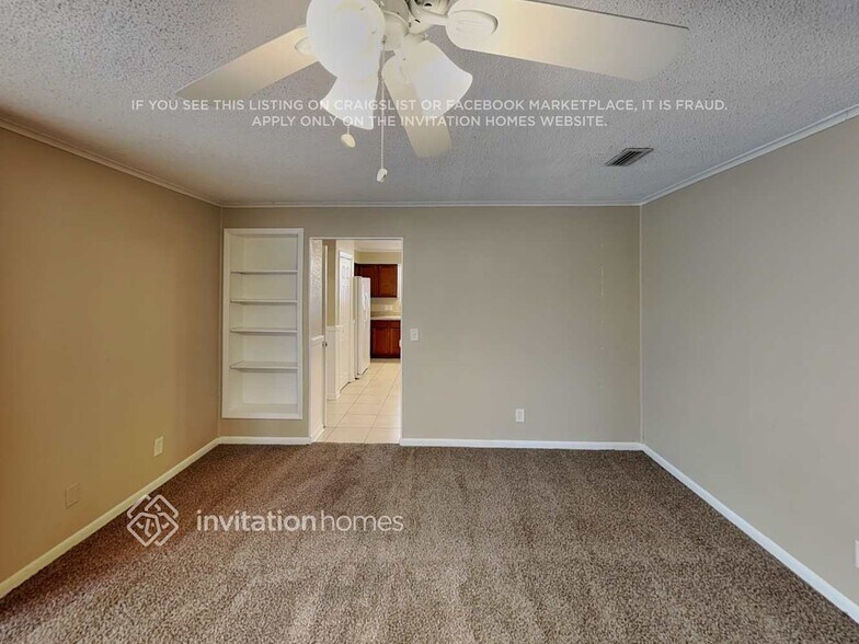 Building Photo - 4529 Naranja Dr S