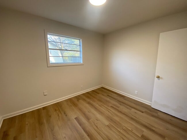 Building Photo - 1811 Georgia Dr