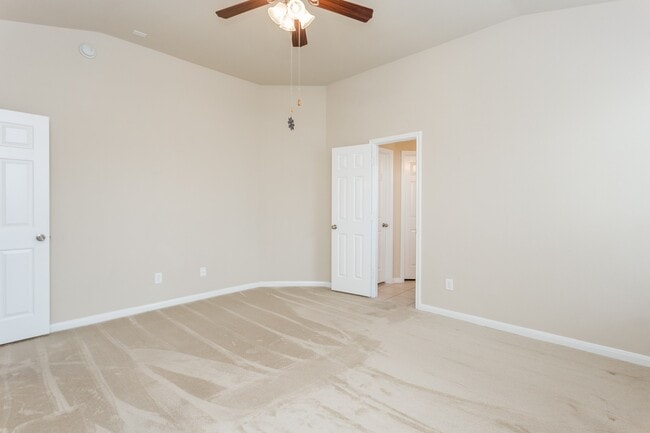 Building Photo - 14714 Salamanca Ct