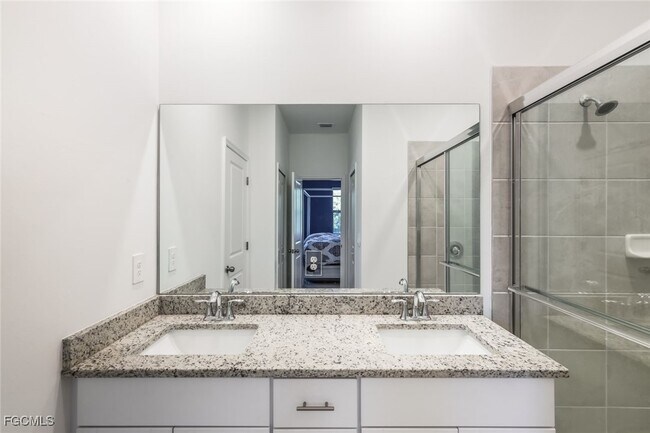Building Photo - 14180 Gardeners Wy