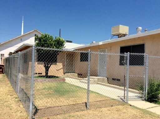 Building Photo - 2923 Peerless Ave