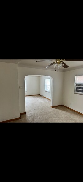 Building Photo - 2734 Gunckel Blvd