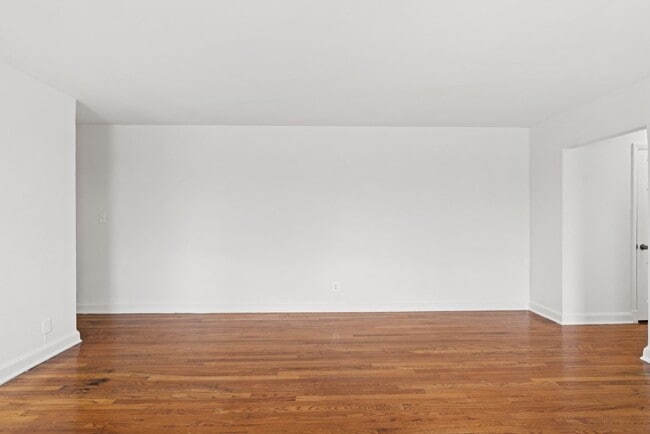 Interior Photo - 43rd Flats