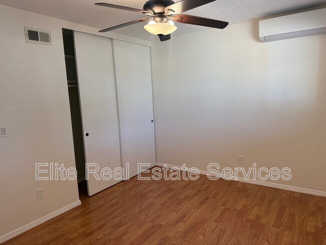 Building Photo - 2155 Montclair St