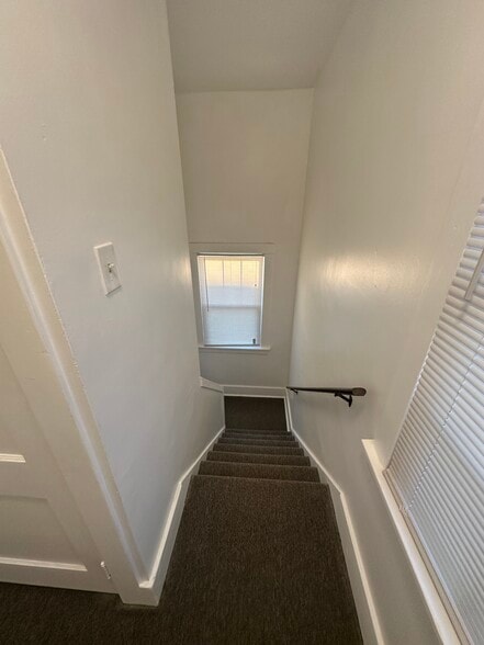 Building Photo - 3342 Bookman Ave