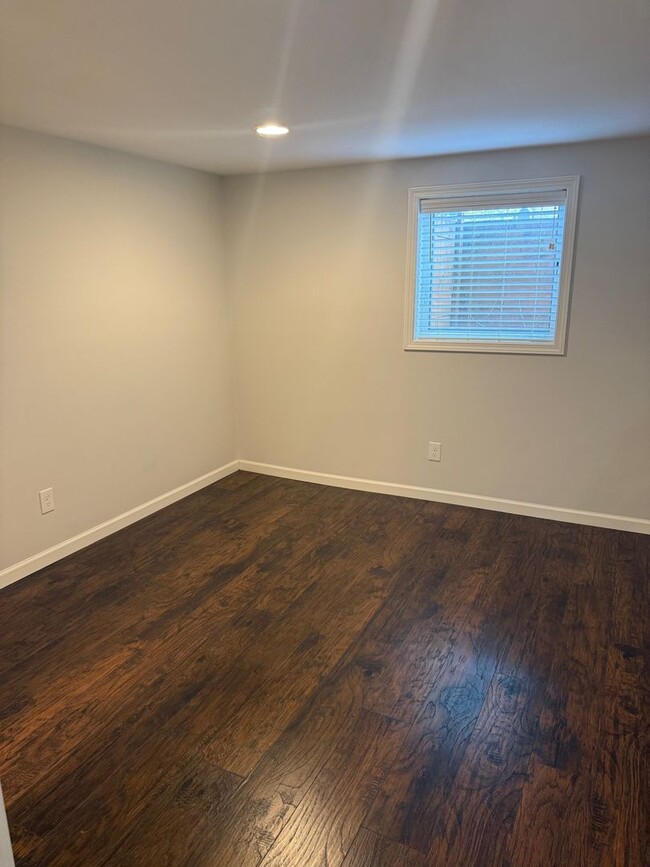 Building Photo - The Cozy Corner