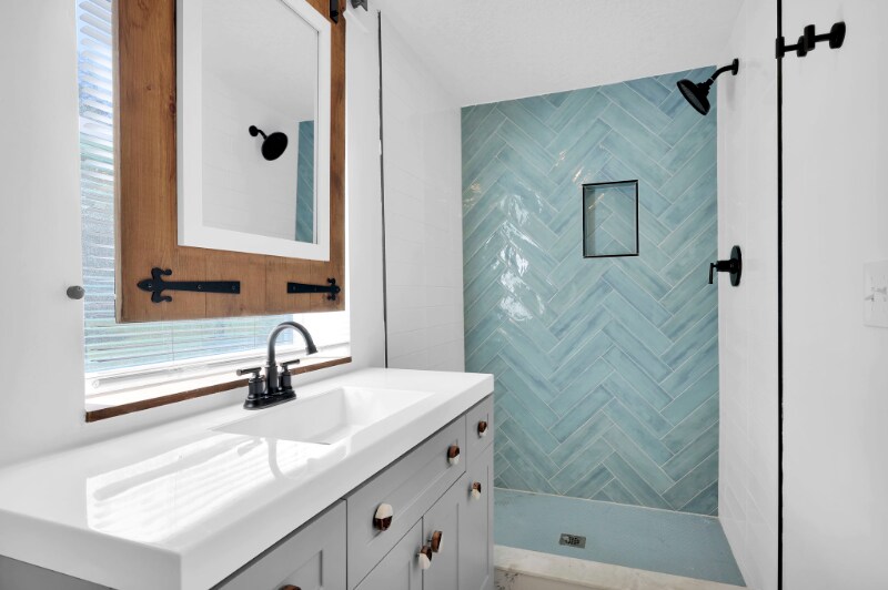 Building Photo - 1374 Murray Dr