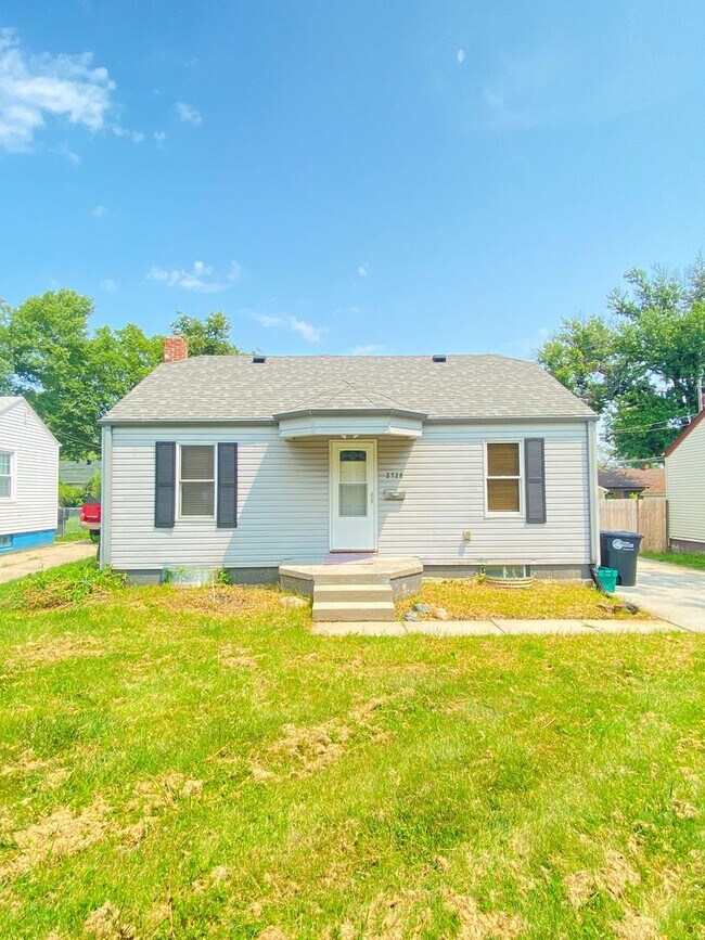 Building Photo - COMING SOON! Florence/Minnie Lusa Area 4 bed 3 bath, partial finished basement, w/ garage $1,850