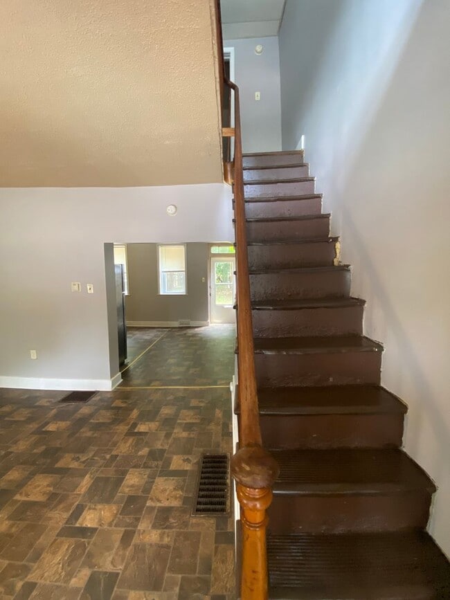 Building Photo - Charming 2BR, 1BA and a bonus room in Lanc...