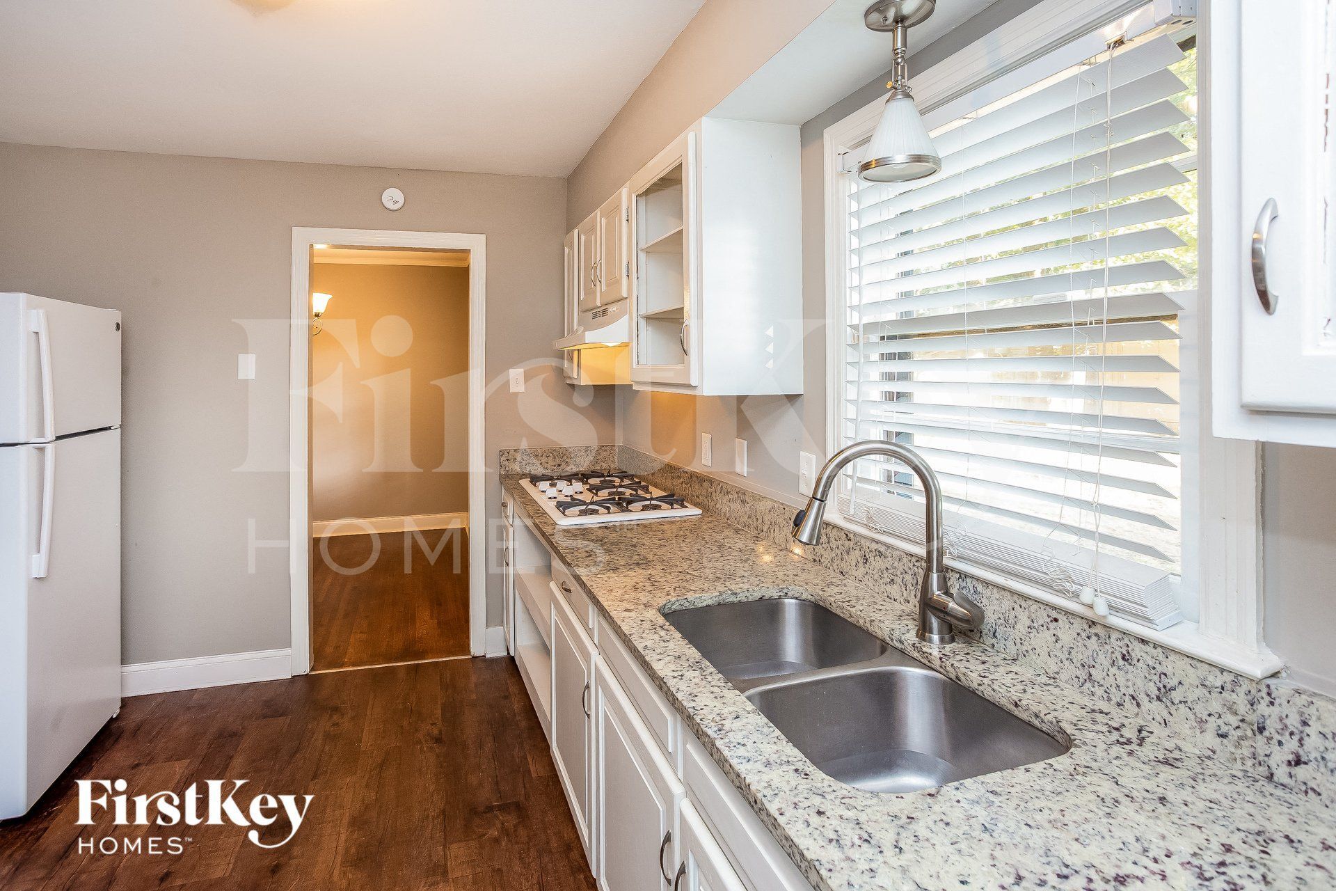 Building Photo - 4549 Leatherwood Ave