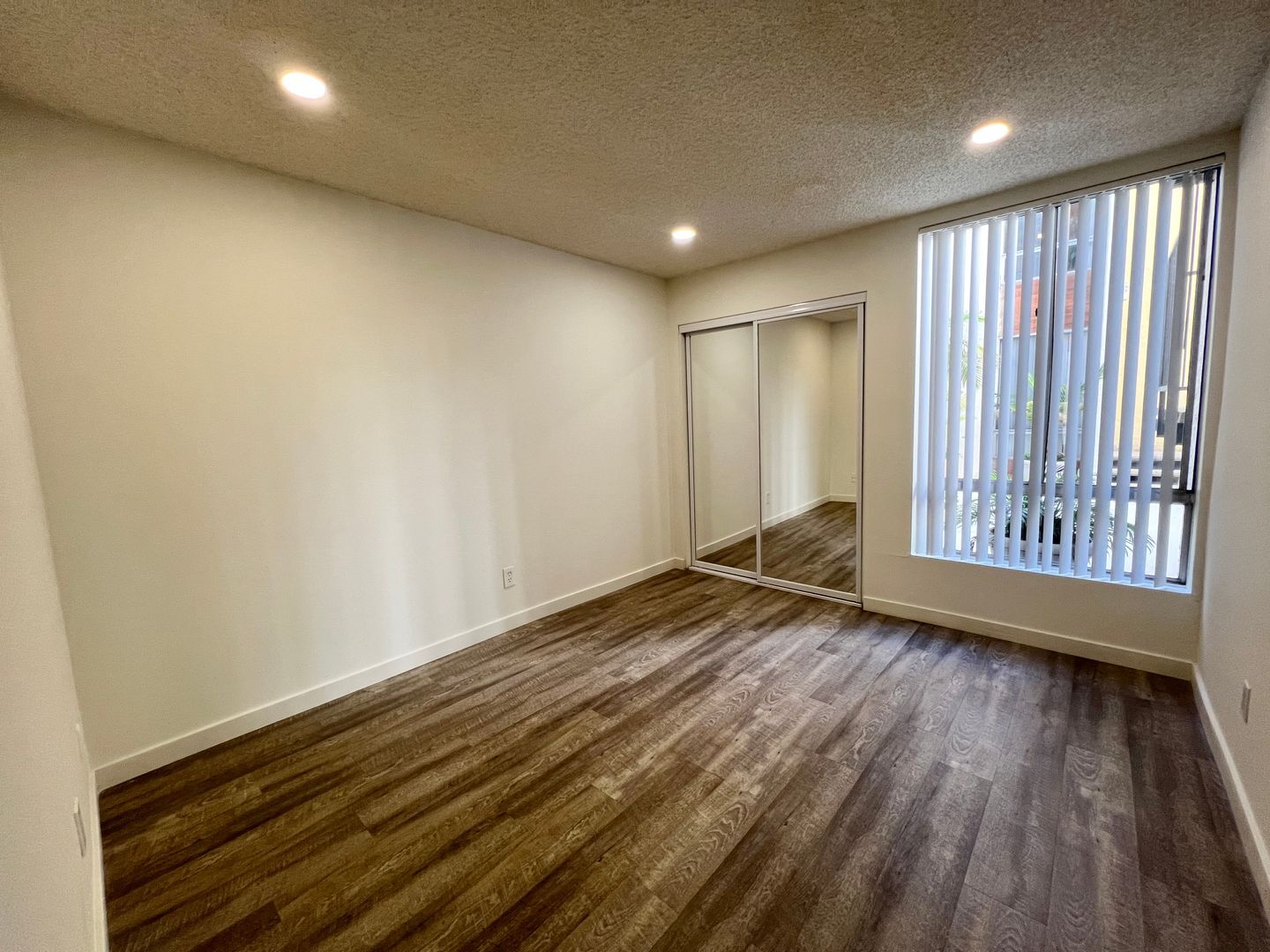 Building Photo - 3715 S Canfield Ave