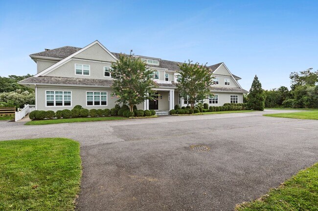 Building Photo - 127 Greenleaf Ln