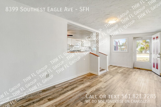 Building Photo - 8399 SE Eagle Ave