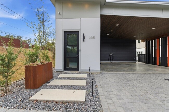 Building Photo - 2351 Lake Hall Rd