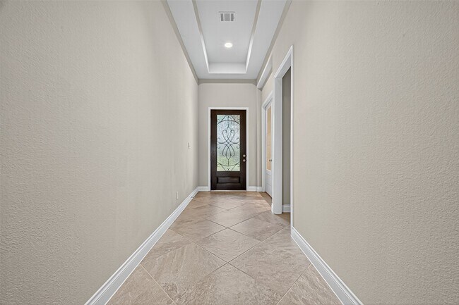 Building Photo - 28015 Castle Park Ln