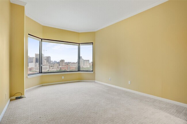 Building Photo - 2001 Holcombe Blvd