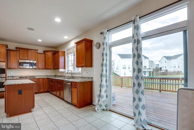 Building Photo - 7536 San Diego Ct
