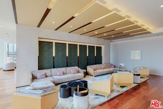 Building Photo - 889 Francisco St