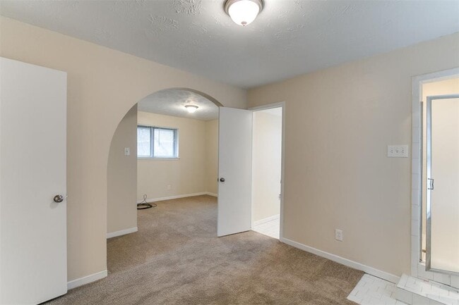 Building Photo - 11017 Lera St
