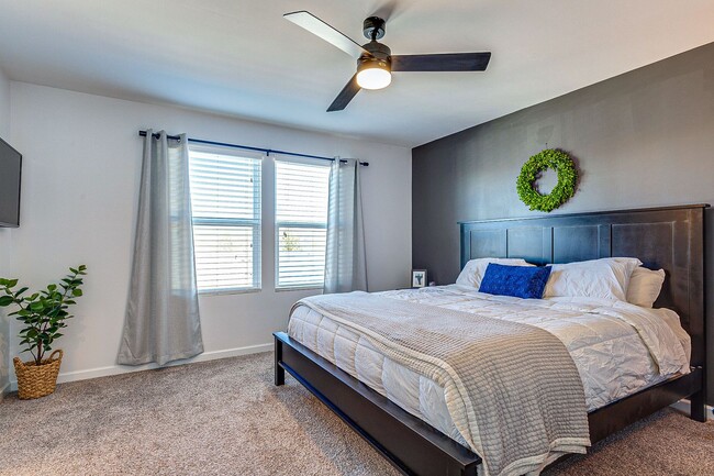 Building Photo - Beautiful 3 Bed, 2/1 Bath Mount Juliet Tow...