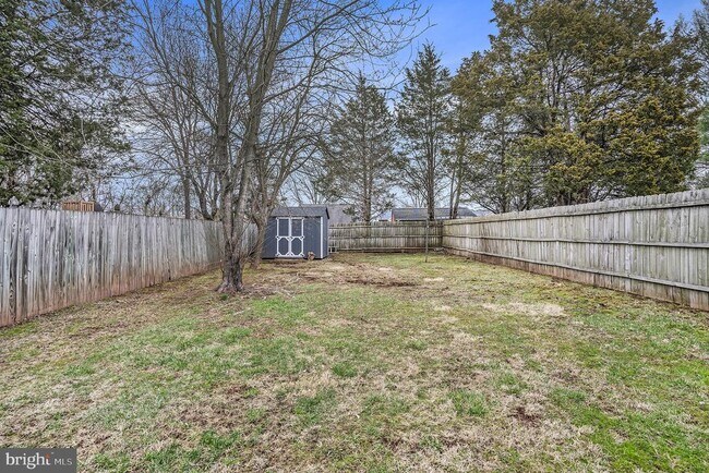 Building Photo - 2019 Easter Ave