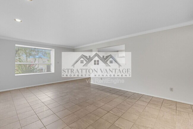 Building Photo - 4114 E Calle Redonda