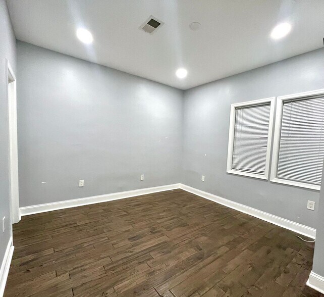 Building Photo - 1222 Missouri Ave NW