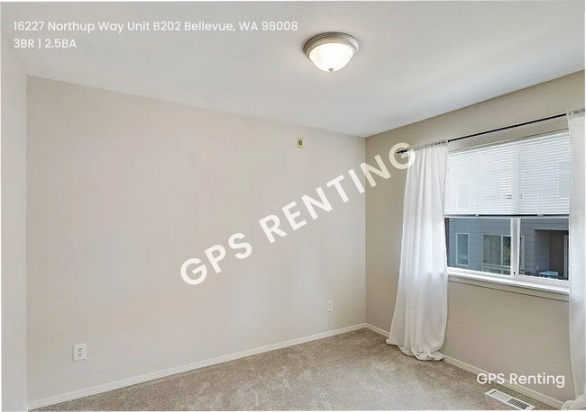 Building Photo - 16227 Northup Way