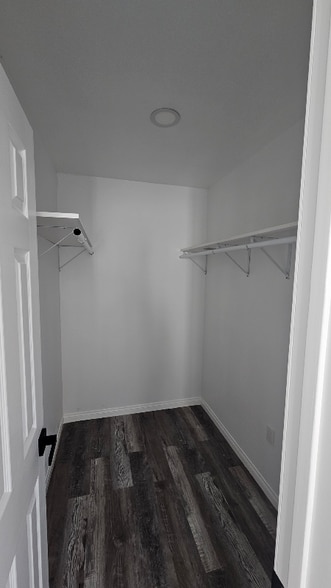 Building Photo - 5173 Palm St