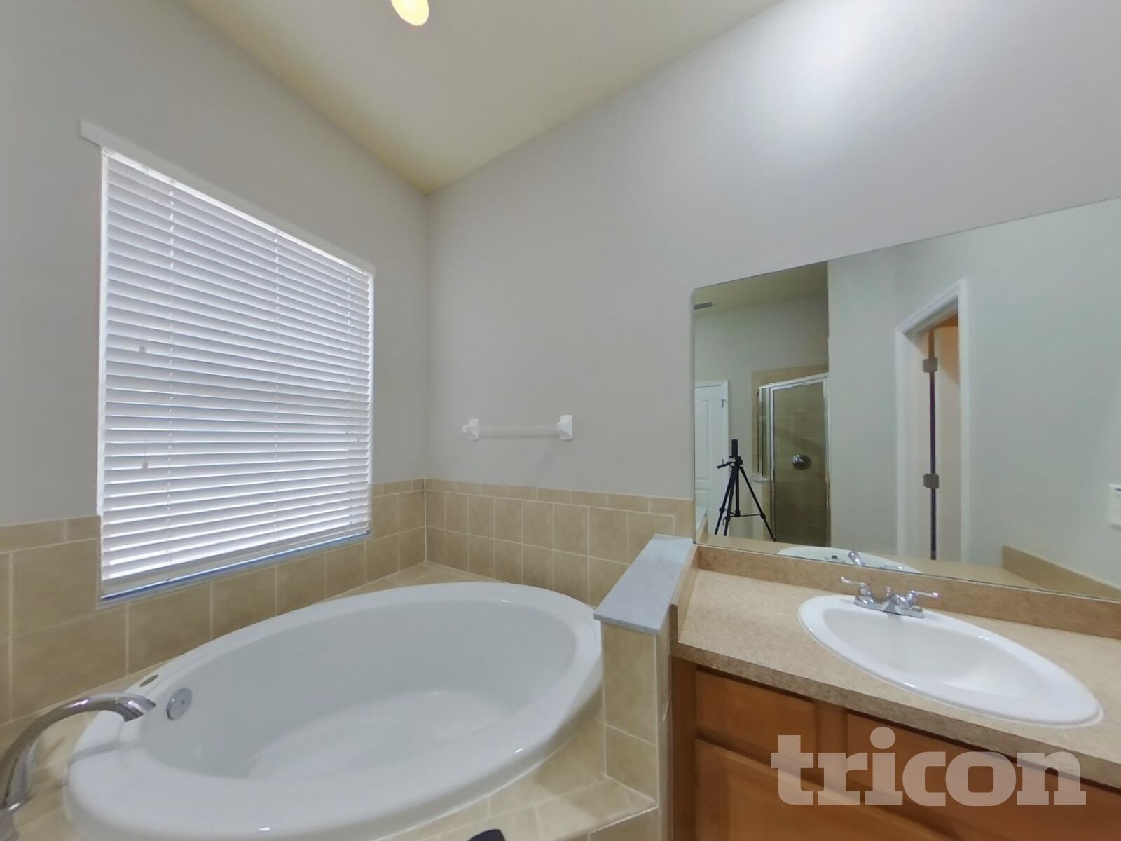 Building Photo - 30656 Palmerston Pl