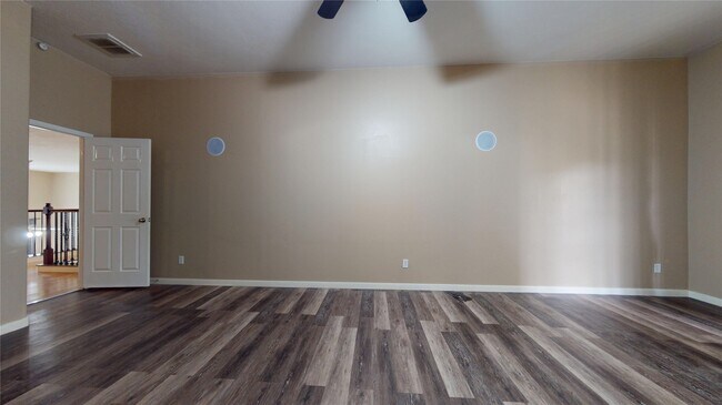 Building Photo - 21050 Florette Ln