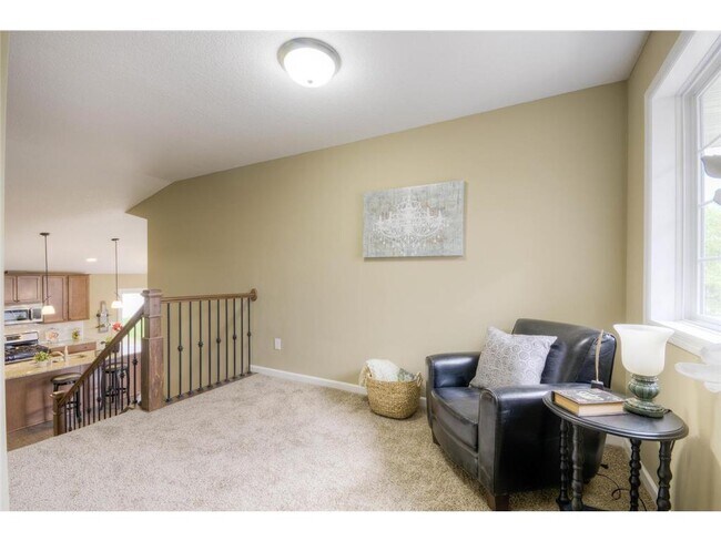 Building Photo - 9780 Jordan Ave NE