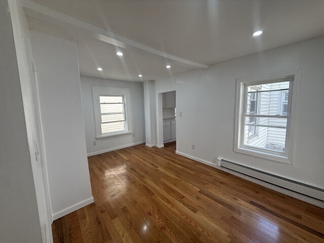 Building Photo - 82 McAdoo Ave