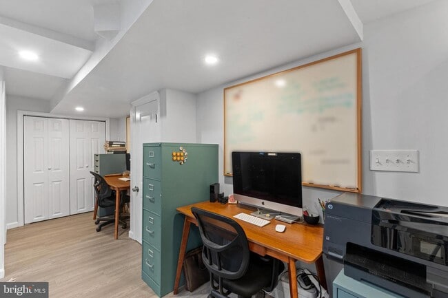 Building Photo - 4500 Eastway Ct