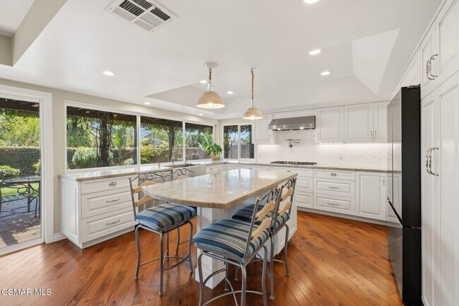 Building Photo - 4501 Regents Ct