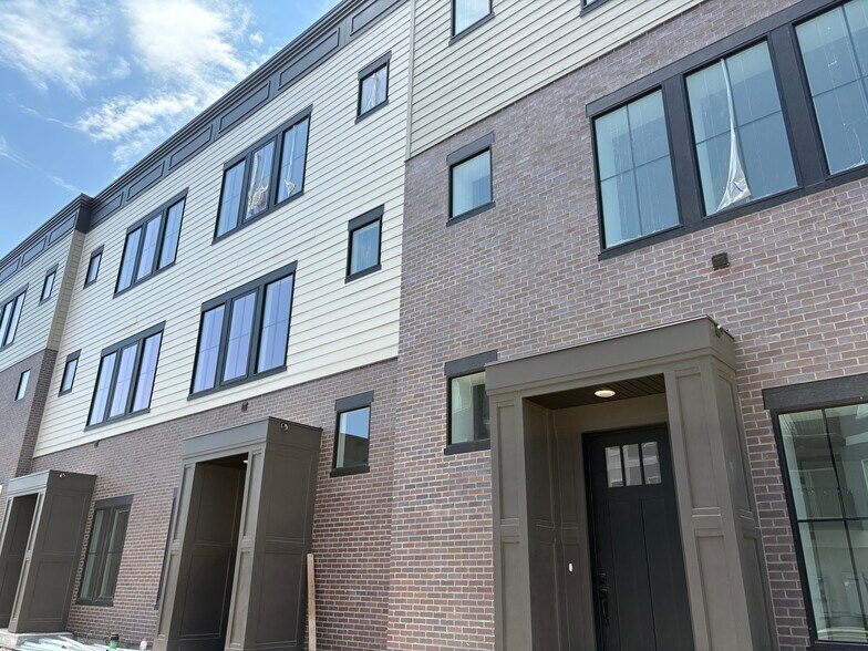 Building Photo - 17 N 1000 W