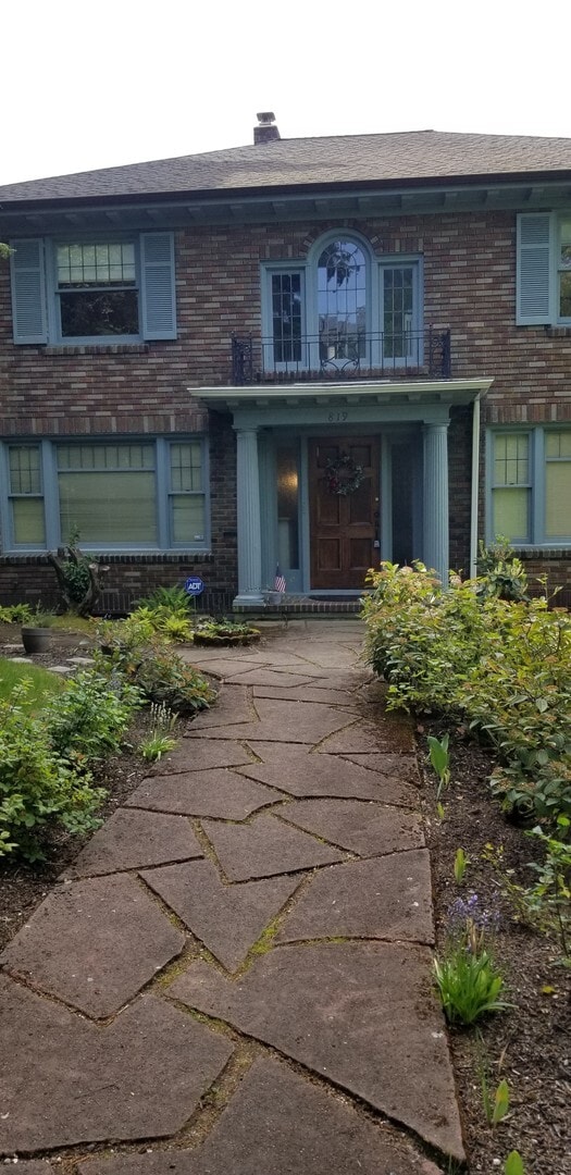 Building Photo - Beautiful and Spacious Brick Tudor Home on...