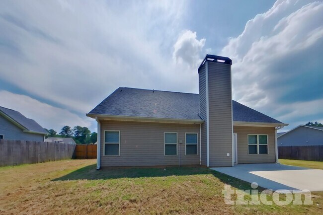 Building Photo - 268 Cranbrooke Dr