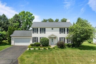 Building Photo - 406 Lakewood Dr