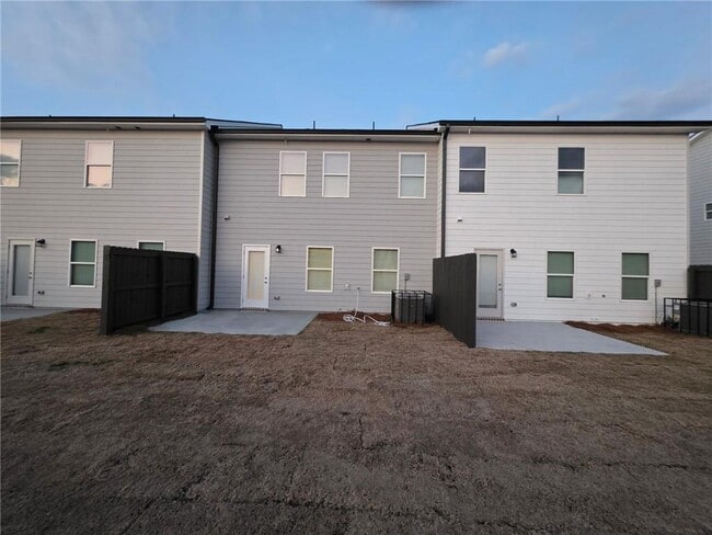 Building Photo - 6386 Sundowner Pl