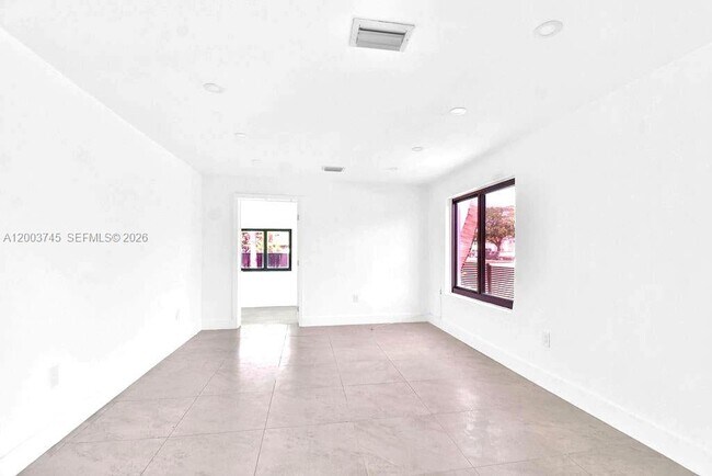 Building Photo - 1102 NW 103rd St