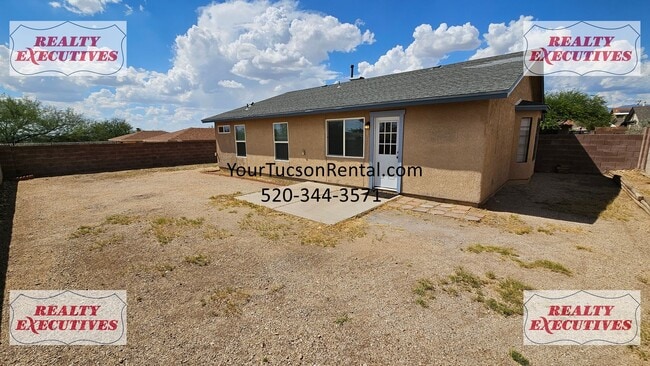 Building Photo - Harrison & Bonanza area - 3/2 with AC