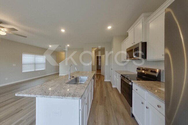 Building Photo - 948 Silent Barge Cv