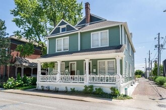 Building Photo - 613 E New York St