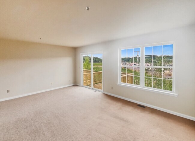 Building Photo - 3607 Harbor Rd