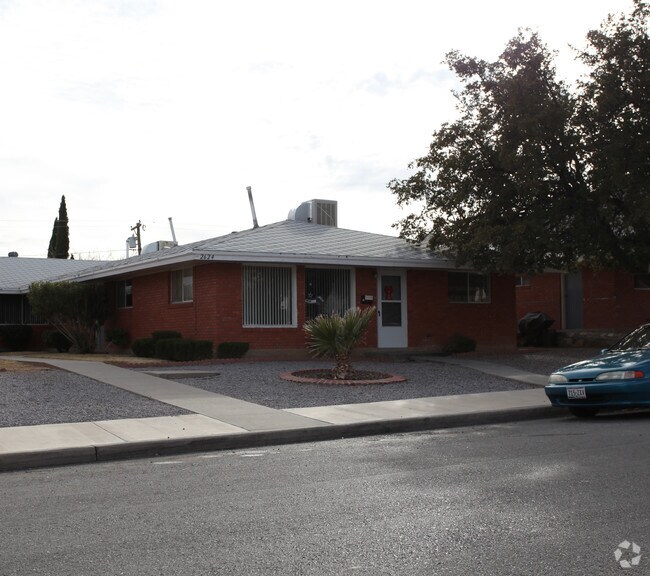 Building Photo - 2624 Morehead Ave
