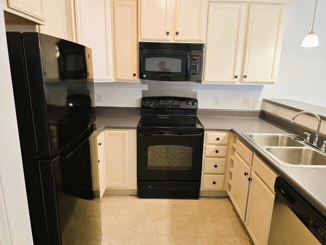 Building Photo - 4808 Landover Keep Pl