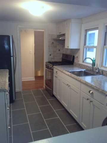Primary Photo - 15 Robinson St