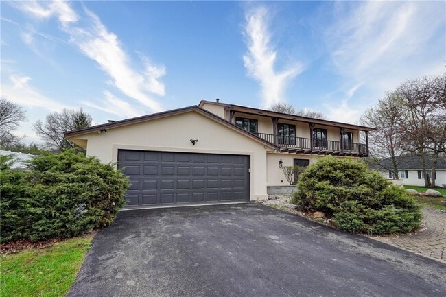 Building Photo - 399 French Rd