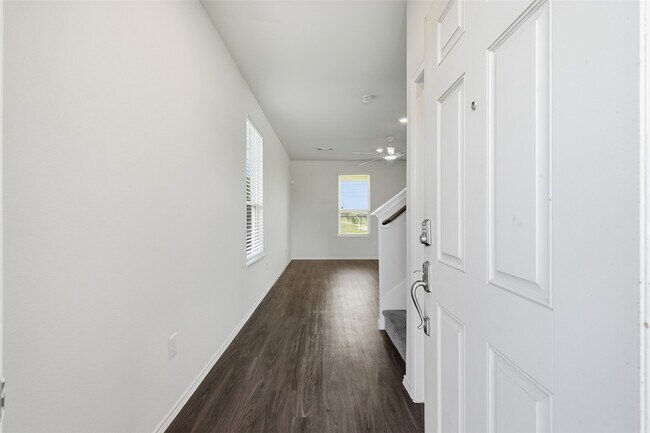 Building Photo - 25626 Pannier Pl